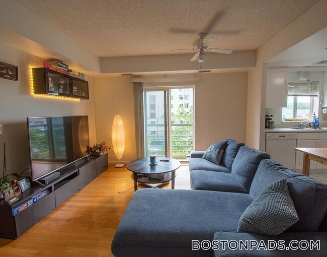 655 Concord Ave