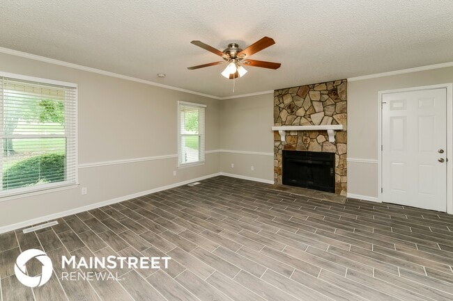 2359 Oakton Dr in Clemmons, NC - Building Photo - Building Photo