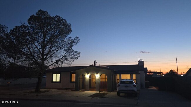 316 S 6th St in Anthony, TX - Building Photo - Building Photo