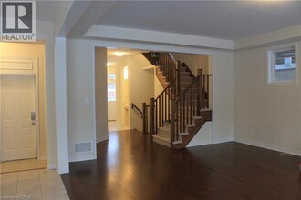 308 Ridge Rd in Cambridge, ON - Building Photo - Building Photo