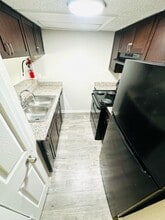 Woodbury Place Apartments in Corpus Christi, TX - Building Photo - Building Photo