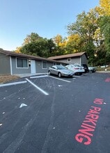 1102 Apache Dr in Collinsville, IL - Building Photo - Building Photo