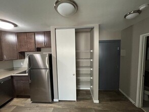 410 6th St SE in Minneapolis, MN - Building Photo - Building Photo