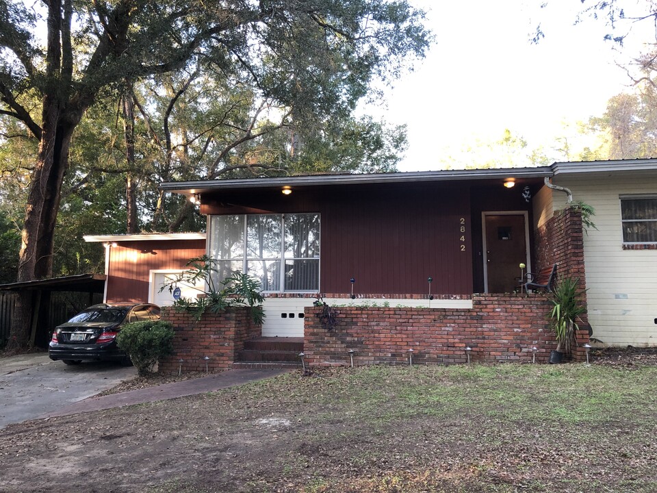 2842 SW 1st Ave in Gainesville, FL - Building Photo