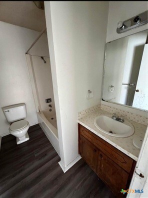 property at 410 Veterans Ave