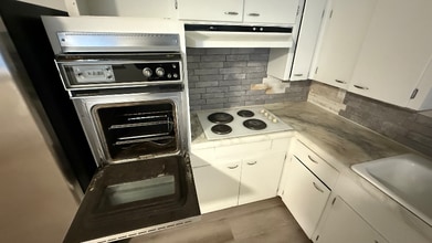 5221 S 5120 W in Salt Lake City, UT - Building Photo - Building Photo
