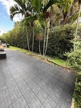 6854 NW 173rd Dr in Hialeah, FL - Building Photo - Building Photo