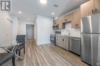 155 King St N in Waterloo, ON - Building Photo - Building Photo