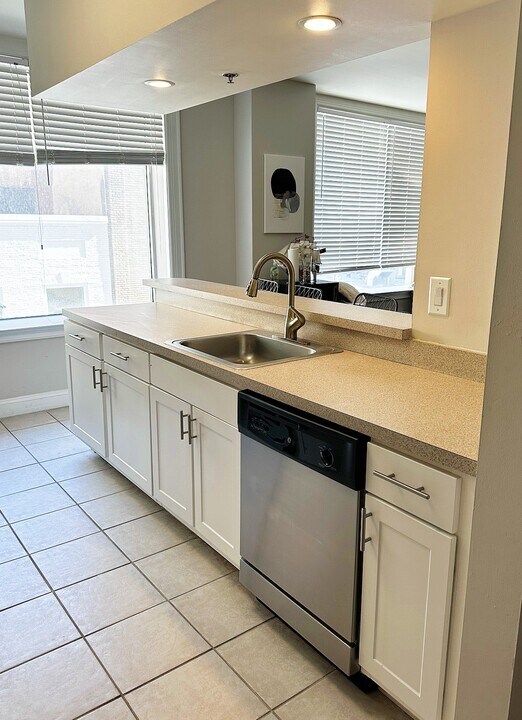 Rittenhouse Row Apartments Photo