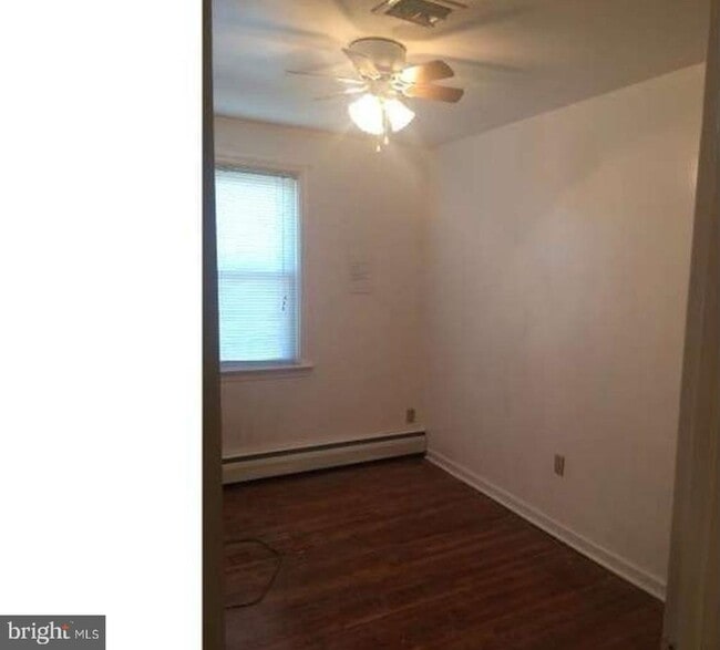 property at 7512 Brentwood Rd