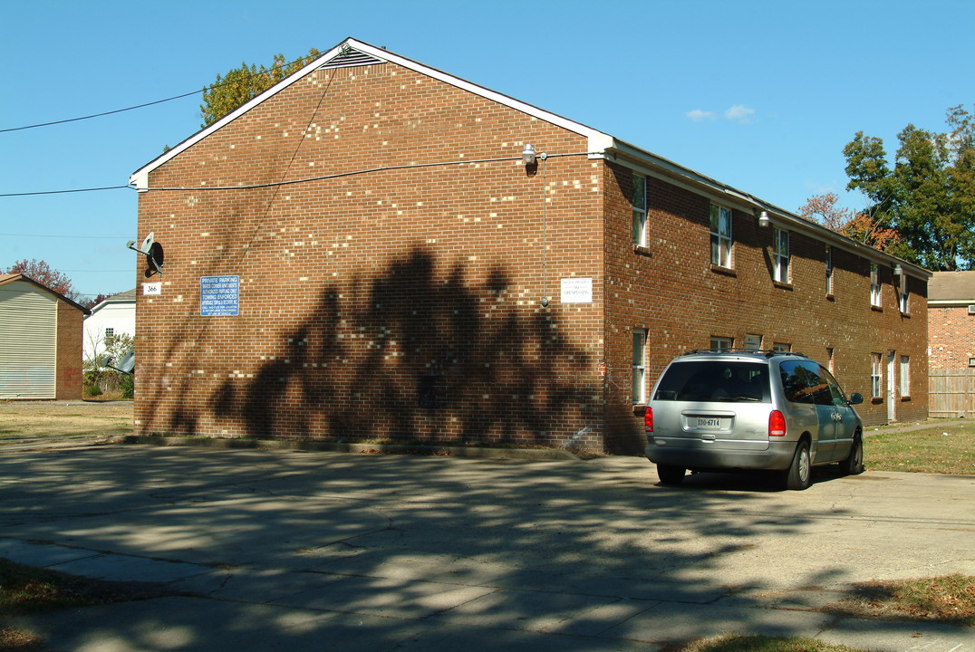 366 San Antonio Blvd in Norfolk, VA - Building Photo