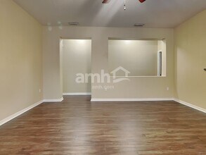 10424 Frog Pond Dr in Riverview, FL - Building Photo - Building Photo