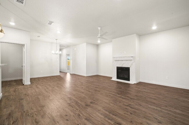 10906 Aberdeen Ave in Lubbock, TX - Building Photo - Building Photo