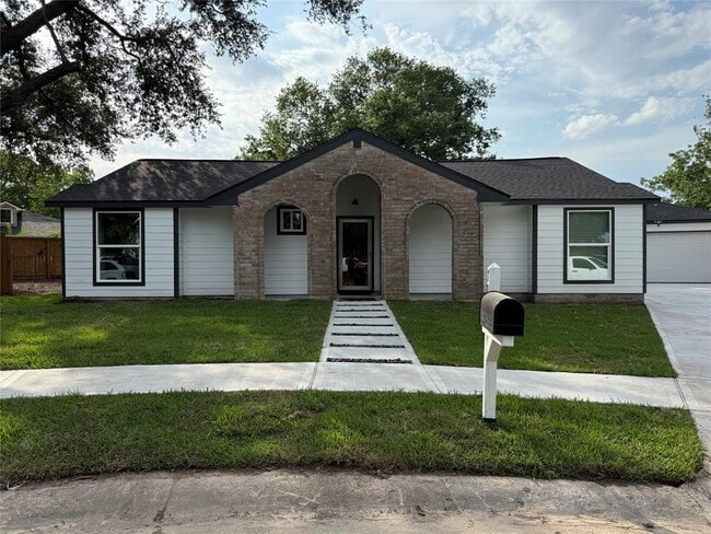 property at 7026 Hidden Arbor Ln