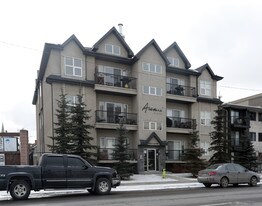 1515 11th Ave SW in Calgary, AB - Building Photo