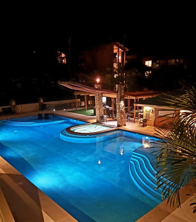 property at 3706 Lower Honoapiilani Rd