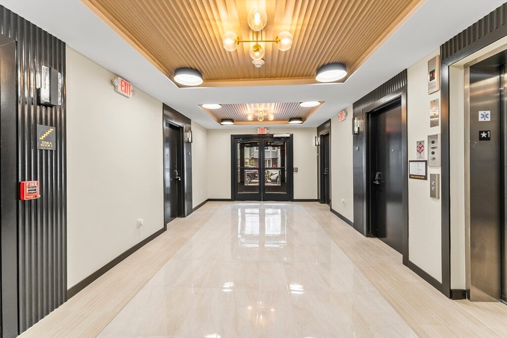 24-28 Mt Pleasant St in Somerville, MA - Foto de edificio