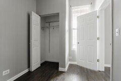 1876 N Hoyne Ave in Chicago, IL - Foto de edificio - Building Photo