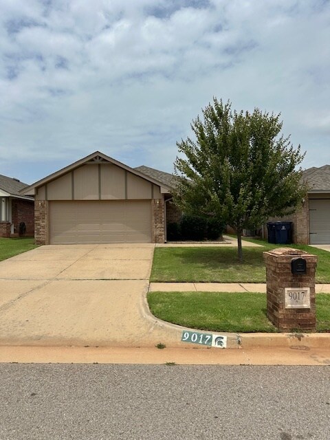 9017 SW 46th St in Oklahoma City, OK - Building Photo