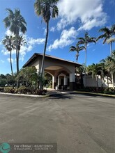 10884 La Salinas Cir in Boca Raton, FL - Building Photo - Building Photo