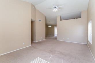 1370 W Gary Dr in Chandler, AZ - Building Photo - Building Photo