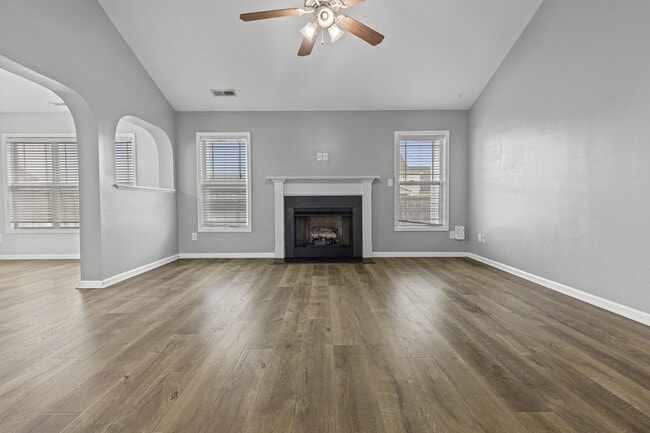 361 Sonoma Rd in Jacksonville, NC - Building Photo - Building Photo