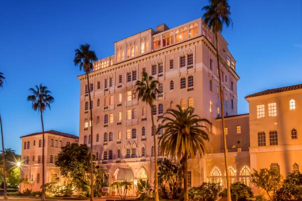 Mirasol Apartments in Tampa, FL - Foto de edificio