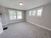 2112 State Ave photo'