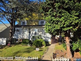 27 West End Ave in Bogota, NJ - Building Photo