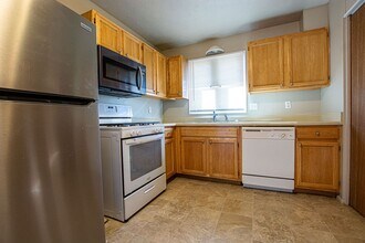 11824 Elm St in Omaha, NE - Building Photo - Building Photo
