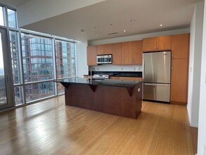 300 W 3rd St-Unit -1 in Little Rock, AR - Foto de edificio - Building Photo