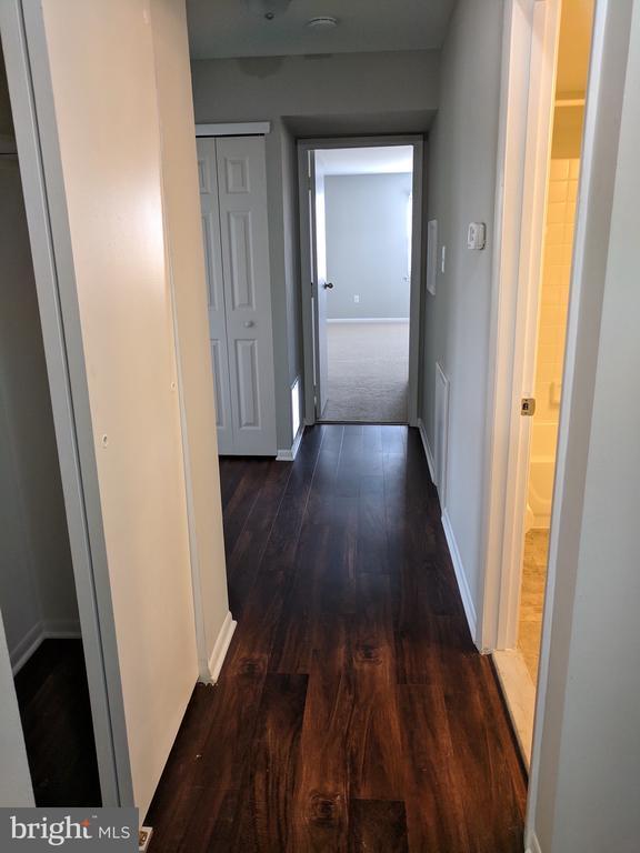 406B Willow Turn in Mount Laurel, NJ - Building Photo - Building Photo