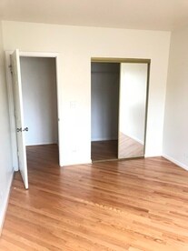 2507 N LeClaire Ave, Unit 2 in Chicago, IL - Building Photo - Building Photo