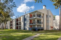 910 Apartment Homes photo'