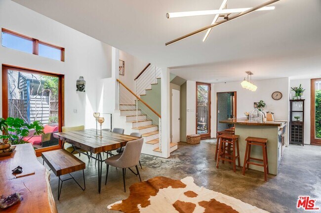 property at 832 Indiana Ave