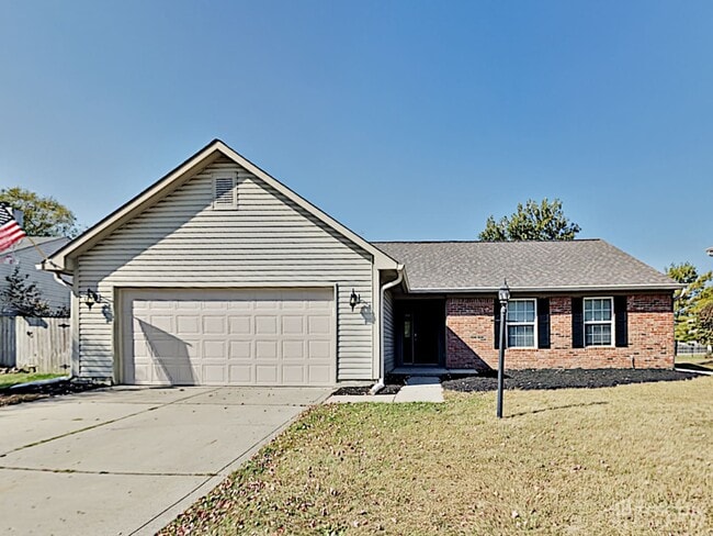 12758 Sovereign Ln in Fishers, IN - Building Photo - Building Photo