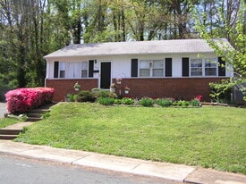 109 David Ter in Charlottesville, VA - Building Photo