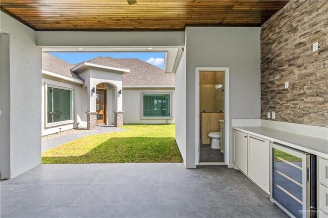 13 E La Pointe Ave in Alton, TX - Building Photo - Building Photo