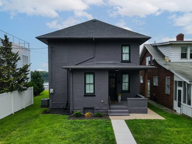 608 N Front St in Wormleysburg, PA - Building Photo - Building Photo