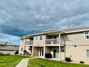 Tarragon Park in Kaukauna, WI - Foto de edificio - Building Photo