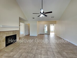 22118 Kenlake Dr in Katy, TX - Building Photo - Building Photo