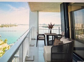 2000 Towerside Terrace in Miami, FL - Building Photo