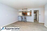 811 S Fairview Rd photo'