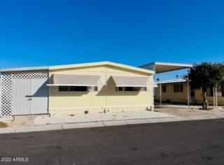 202 N Meridian Dr in Apache Junction, AZ - Building Photo - Building Photo