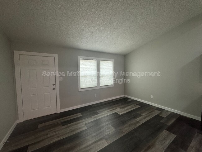 481 N Fairfield Dr in Pensacola, FL - Building Photo - Building Photo