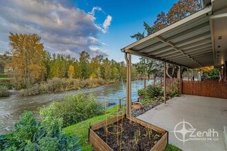 2841 NE 2nd Ave in Camas, WA - Building Photo - Building Photo