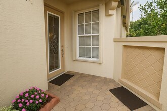 660 SW Treasure Cove in Port St. Lucie, FL - Building Photo - Building Photo