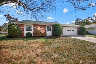 351A Jutland Dr in Monroe Township, NJ - Building Photo - Building Photo