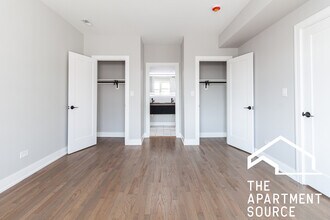 1241 W Carmen Ave, Unit 3e in Chicago, IL - Building Photo - Building Photo