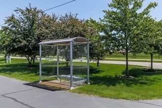 4477 Lake Michigan Dr in Allendale, MI - Building Photo - Building Photo